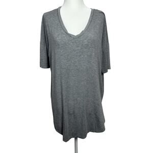 Time and Tru Gray Curved Hem Tee Size M